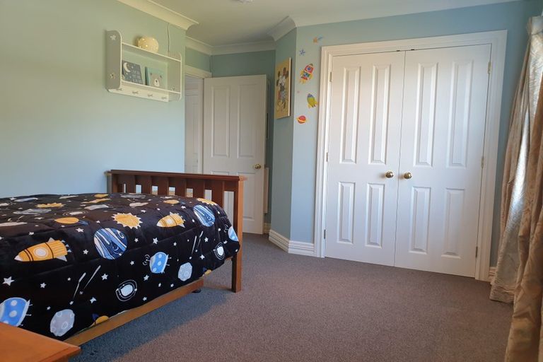 Photo of property in 7 The Topdeck, Whitby, Porirua, 5024