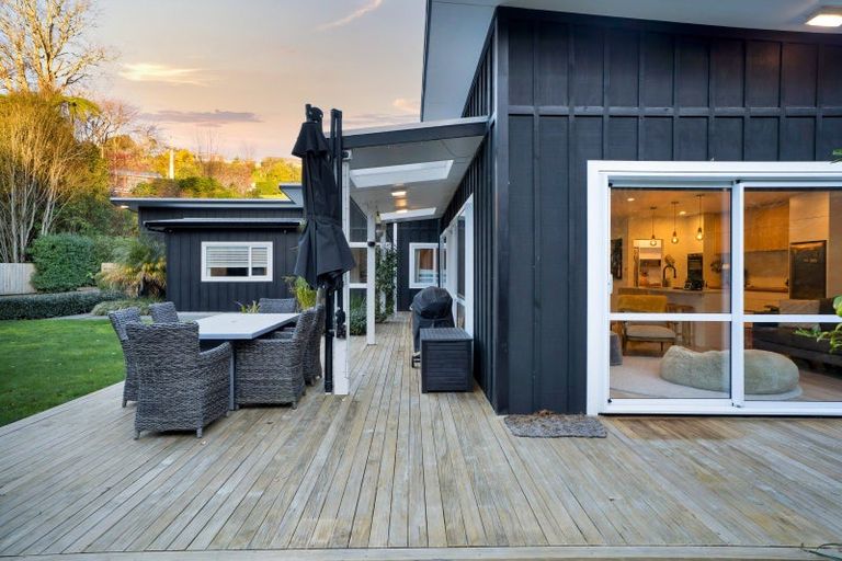 Photo of property in 14a Clawton Street, Westown, New Plymouth, 4310