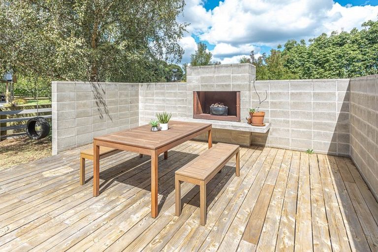 Photo of property in 12 Kingston Way, Otamatea, Whanganui, 4500