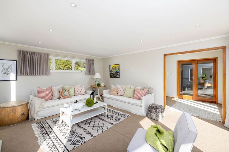 Photo of property in 21 Waiau Street, Cracroft, Christchurch, 8025