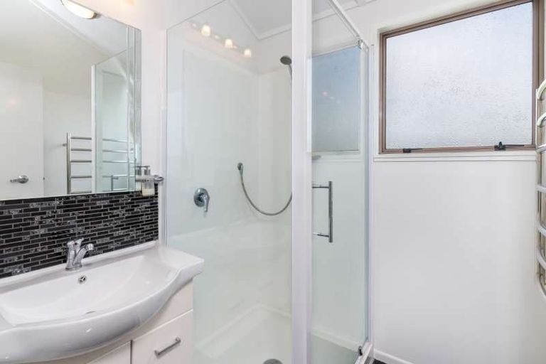 Photo of property in 29 Kahurangi Drive, Rangatira Park, Taupo, 3330