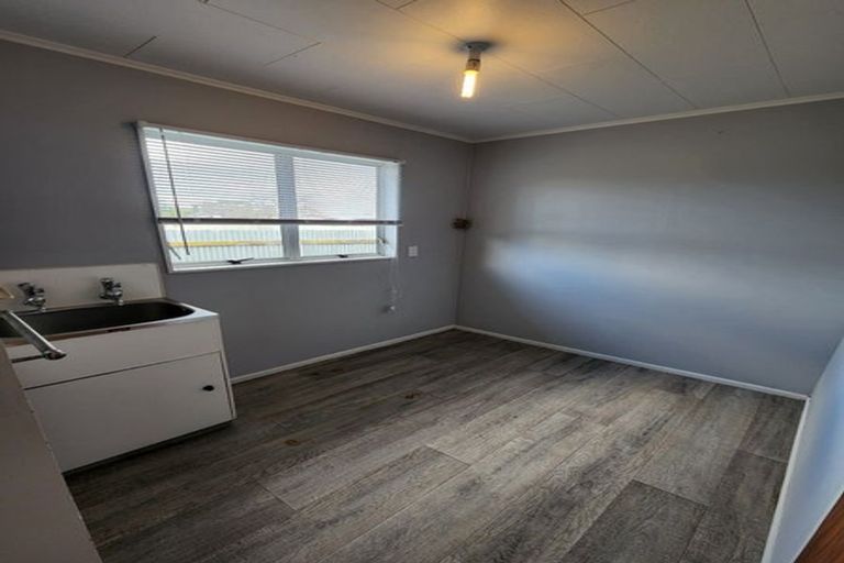 Photo of property in 27 Cartier Crescent, Flaxmere, Hastings, 4120