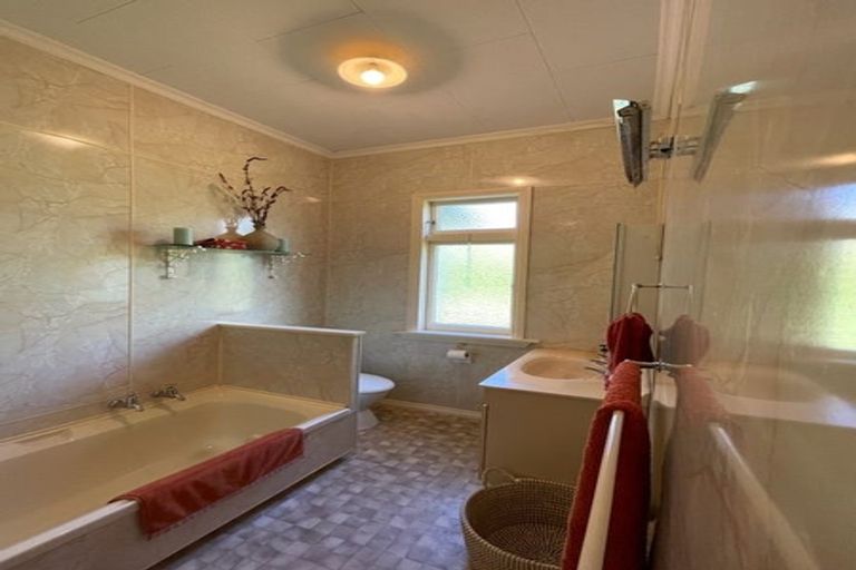 Photo of property in 213 Matakitaki Road, Six Mile, Murchison, 7077