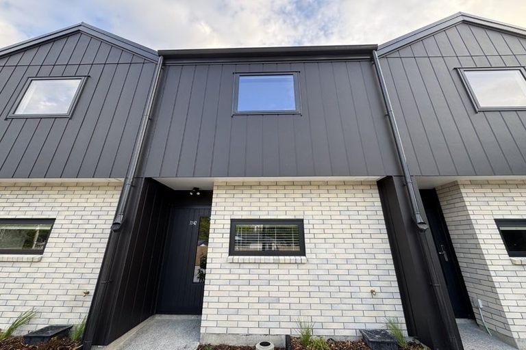 Photo of property in 7/42 Brandon Road, Glen Eden, Auckland, 0602