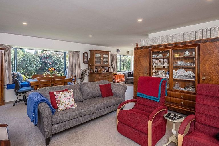 Photo of property in 8 Leigh Place, Paraparaumu Beach, Paraparaumu, 5032