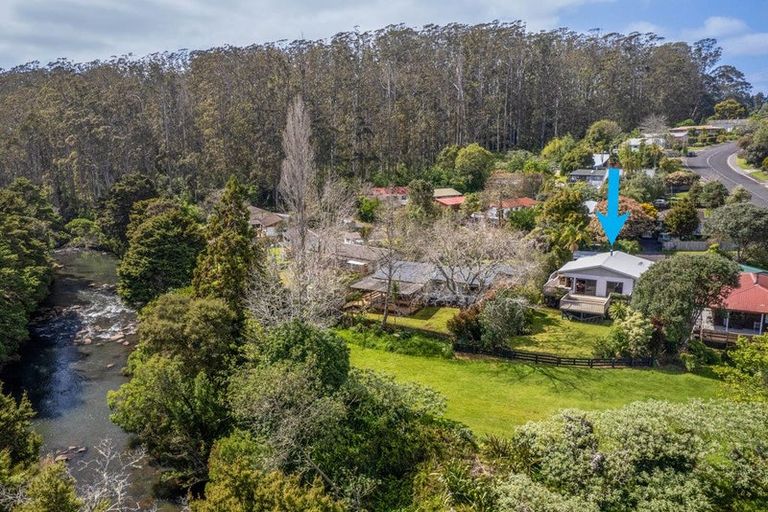 Photo of property in 2 Tuatahi Place, Kerikeri, 0230