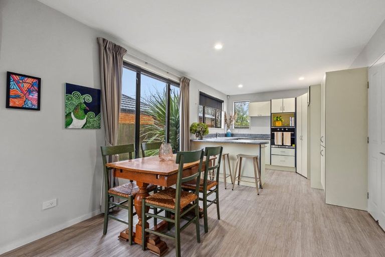 Photo of property in 40a Sawyers Arms Road, Northcote, Christchurch, 8052