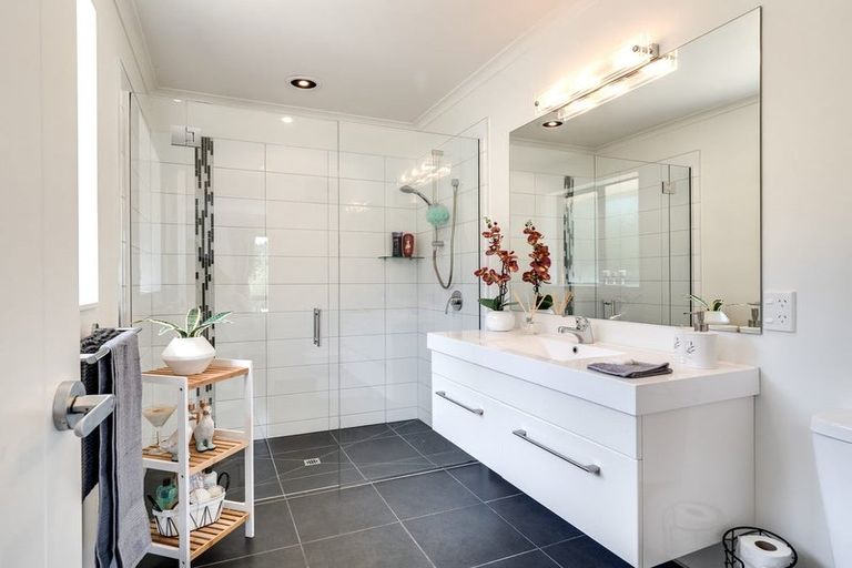 Photo of property in 187 Belfast Road, Belfast, Christchurch, 8051