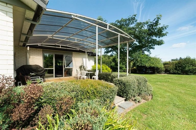 Photo of property in 37 Oakland Lane, Shannon, Palmerston North, 4474