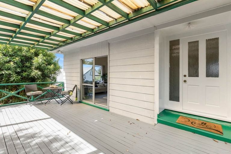 Photo of property in 29 Montclair Rise, Browns Bay, Auckland, 0630