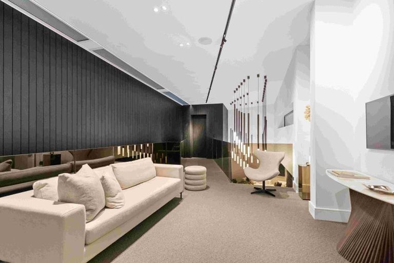 Photo of property in 32 Tuhaere Street, Orakei, Auckland, 1071