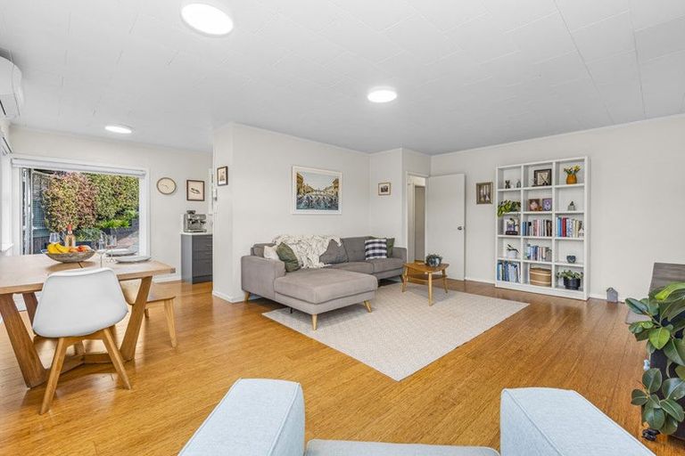 Photo of property in 56 Kia Ora Road, Beach Haven, Auckland, 0626