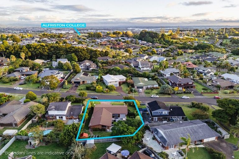 Photo of property in 8 Kuripaka Crescent, The Gardens, Auckland, 2105