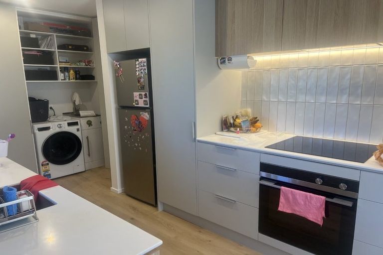 Photo of property in 2/58 Derby Street, St Albans, Christchurch, 8014