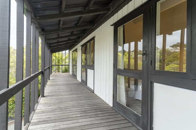 Photo of property in 9 Halswater Drive, Churton Park, Wellington, 6037