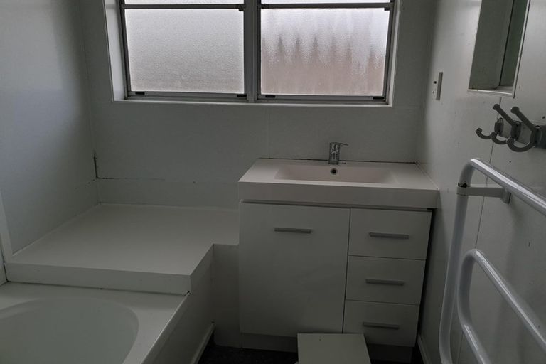 Photo of property in 13 Rangituhi Crescent, Takapuwahia, Porirua, 5022