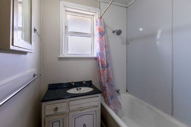 Photo of property in 17 Massey Crescent, Marewa, Napier, 4110