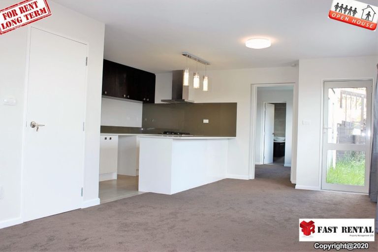 Photo of property in 52 Corricvale Way, Northcross, Auckland, 0630