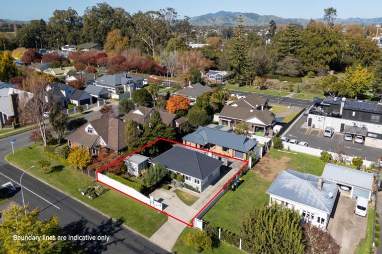 Photo of property in 49 Princes Street, Cambridge, 3434