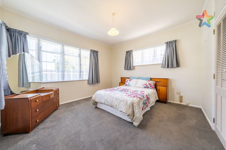 Photo of property in 14a Wai-iti Crescent, Woburn, Lower Hutt, 5010