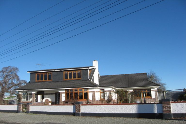 Photo of property in 124 Park Street, Winton, 9720