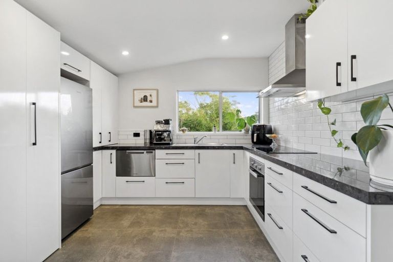 Photo of property in 5/7 Balmain Road, Birkenhead, Auckland, 0626