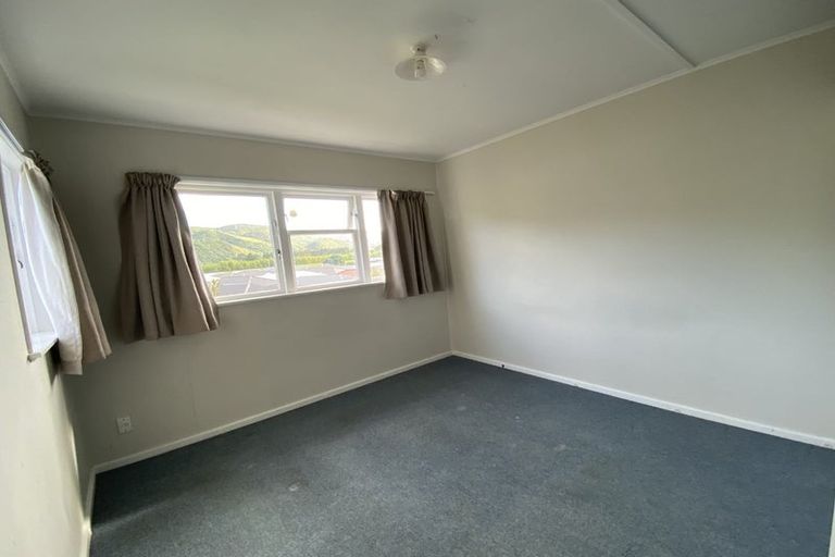 Photo of property in 95 Farmer Crescent, Taita, Lower Hutt, 5011