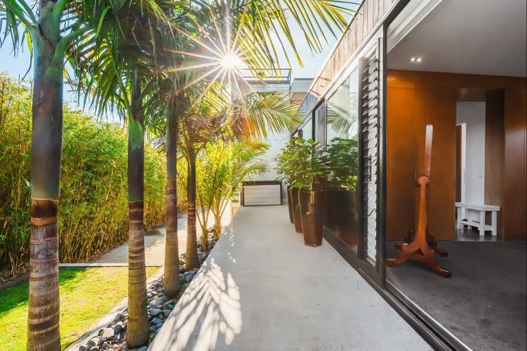 Photo of property in 30 Nihinihi Avenue, Raglan, 3225