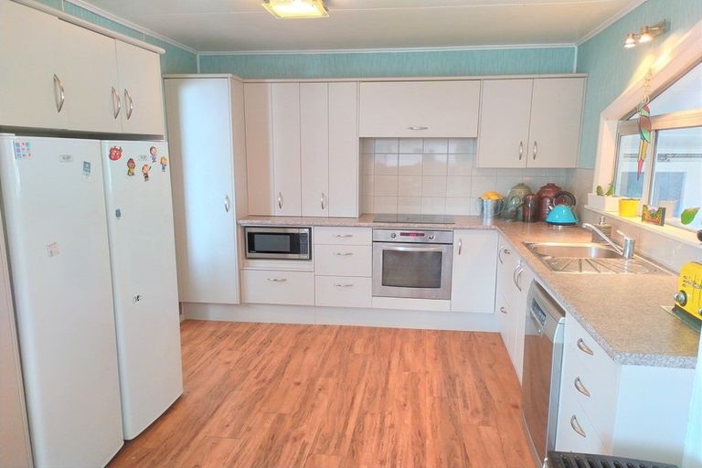 Photo of property in 43 Fairview Avenue, Feilding, 4702