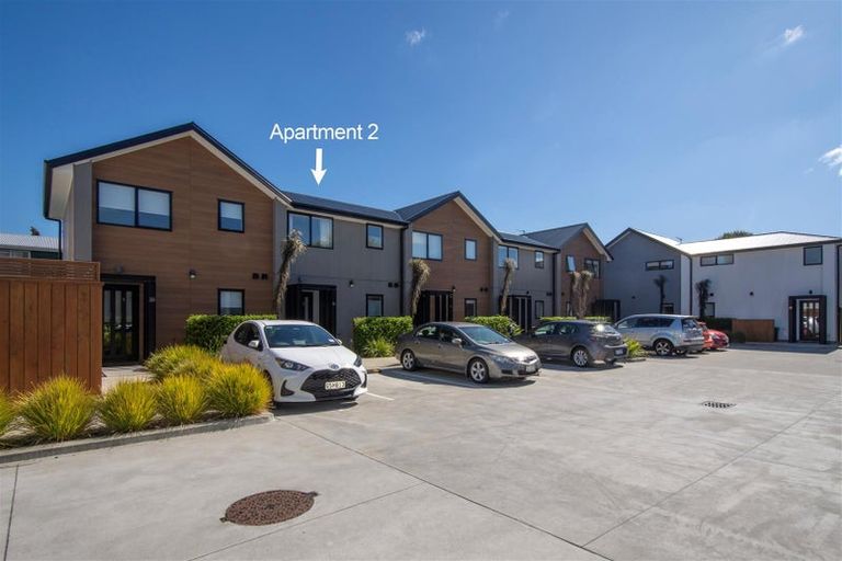 Photo of property in 2/25 Hargest Crescent, Sydenham, Christchurch, 8023