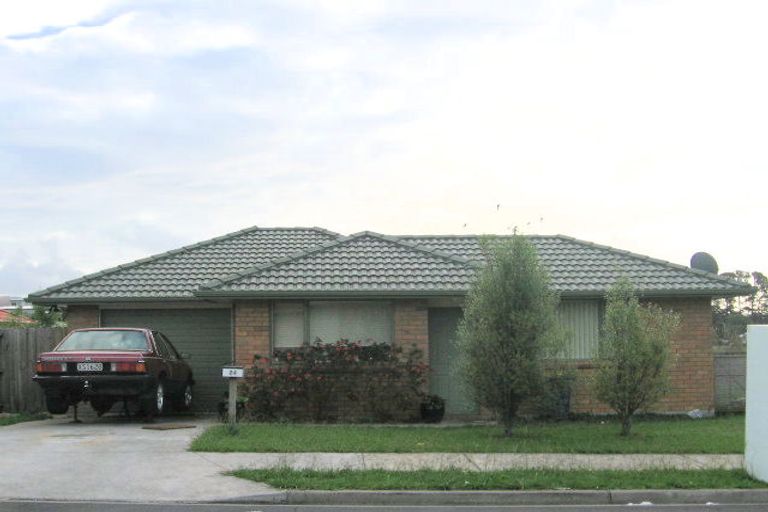 Photo of property in 24 Woodbank Drive, Glen Eden, Auckland, 0602