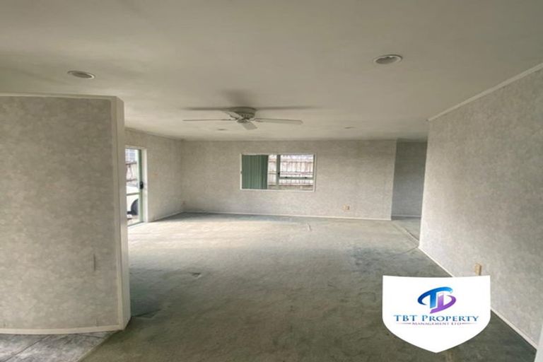 Photo of property in 14 Crail Court, Totara Heights, Auckland, 2105