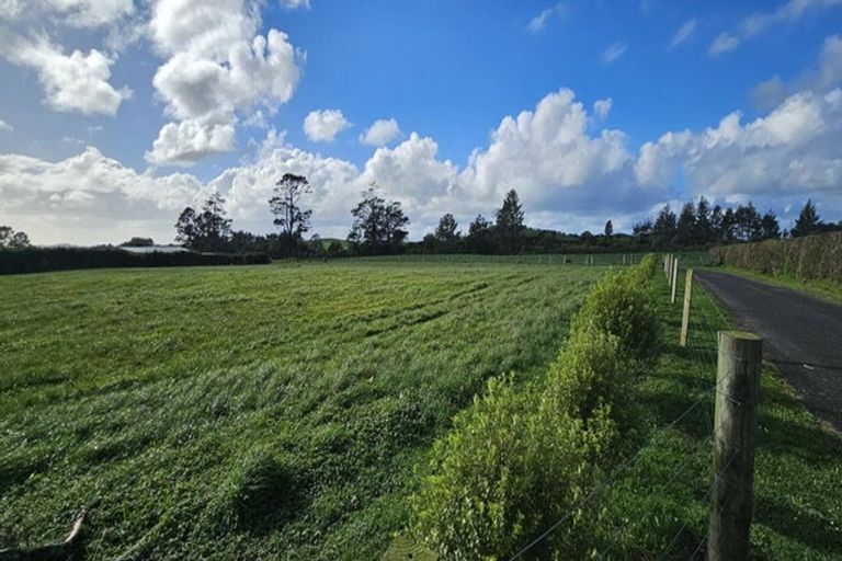 Photo of property in 1529 Egmont Road, Egmont Village, 4386