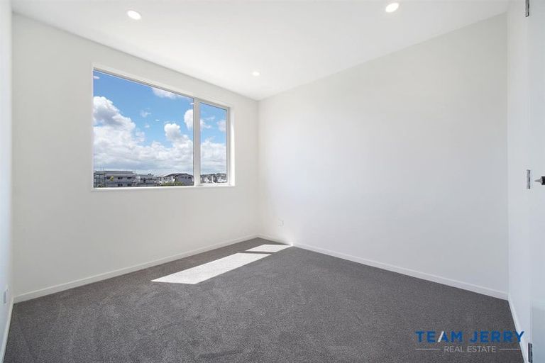 Photo of property in 48 Corporal Street, Papakura, 2110