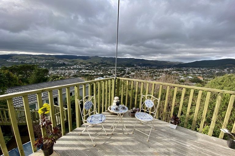 Photo of property in 35 Westhaven Drive, Tawa, Wellington, 5028