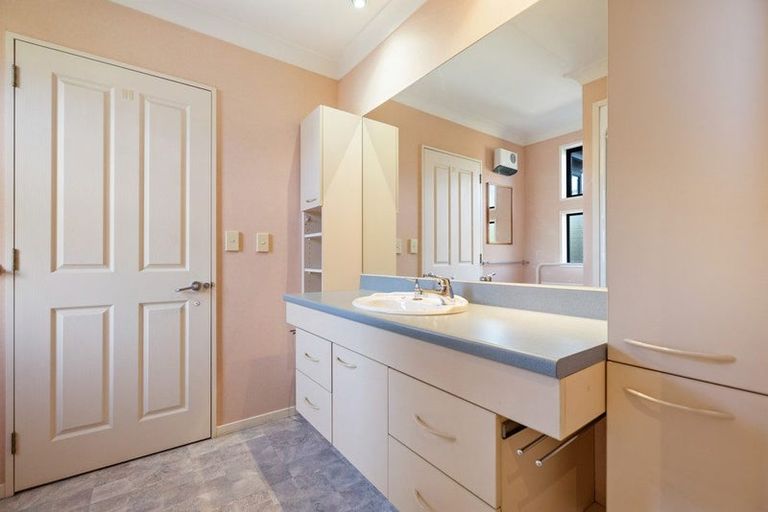 Photo of property in 17 Mcbride Street, Frankton, Queenstown, 9300