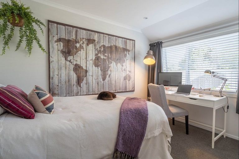 Photo of property in 120 Main Road, Waikanae, 5036