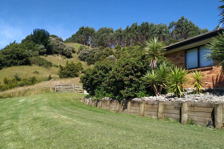 Photo of property in 75a Mick Dillon Road, Tahekeroa, Kaukapakapa, 0873