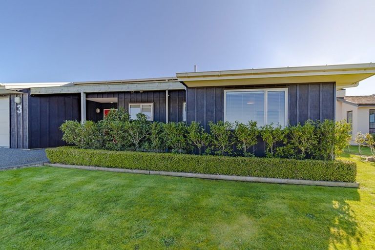 Photo of property in 3 Highgrove Place, Waipukurau, 4200