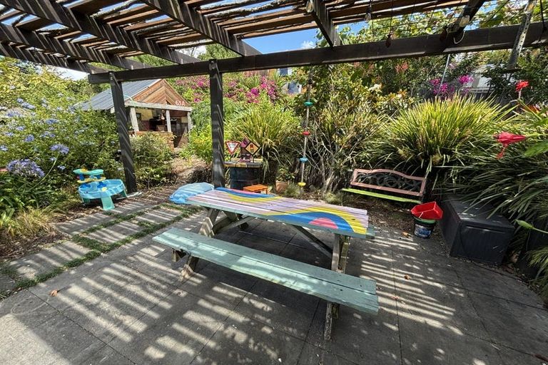 Photo of property in 63 Elliston Crescent, Stanmore Bay, Whangaparaoa, 0932