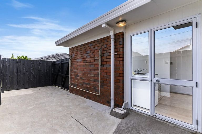 Photo of property in 1/73 Shakespeare Road, Milford, Auckland, 0620