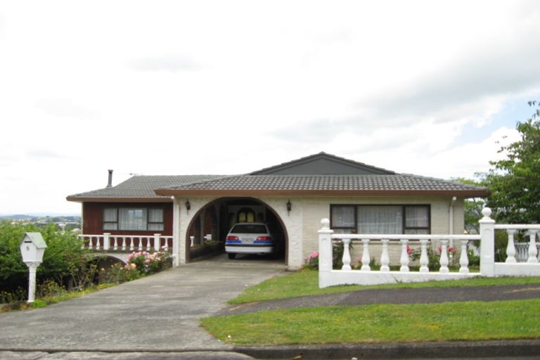 Photo of property in 5 Dunolly Place, Pukekohe, 2120