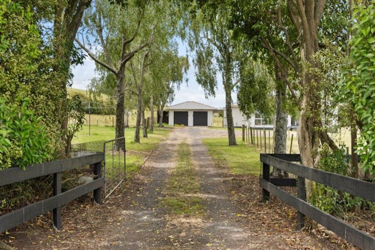 Photo of property in 114 Frost Road, Onewhero, Tuakau, 2693