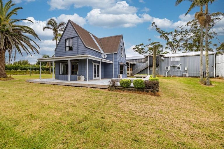 Photo of property in 92 Waimate Road North, Kerikeri, 0293