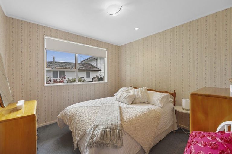 Photo of property in 23 Montana Road, Totara Park, Upper Hutt, 5018