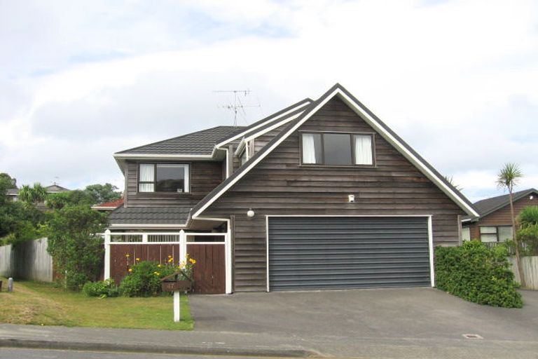 Photo of property in 47 Thatcher Crescent, Crofton Downs, Wellington, 6035