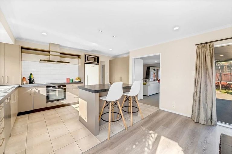 Photo of property in 152 Cyril French Drive, Flat Bush, Auckland, 2016