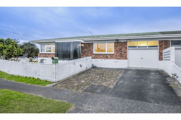 Photo of property in 38a Alexander Avenue, Papatoetoe, Auckland, 2025