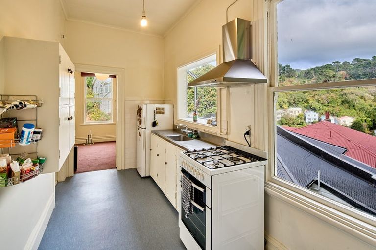 Photo of property in 21 Adams Terrace, Aro Valley, Wellington, 6021