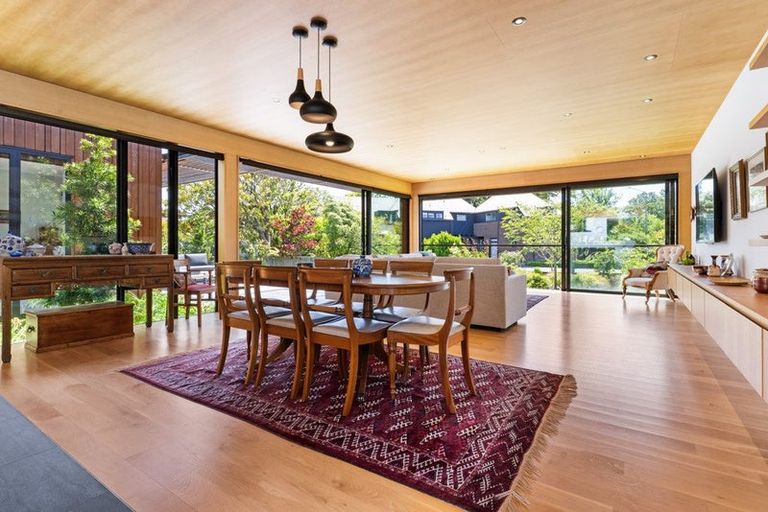 Photo of property in 35 Poynder Avenue, Merivale, Christchurch, 8014